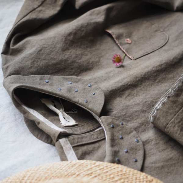 画像1: round collar blouse/brown (1)